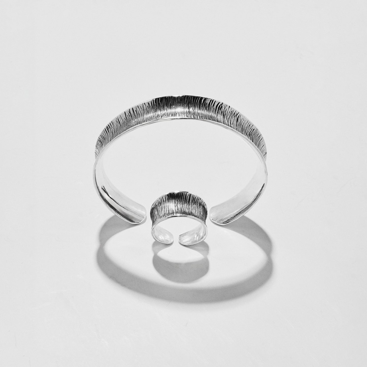 ANTICLASTIC CUFF BRACELET