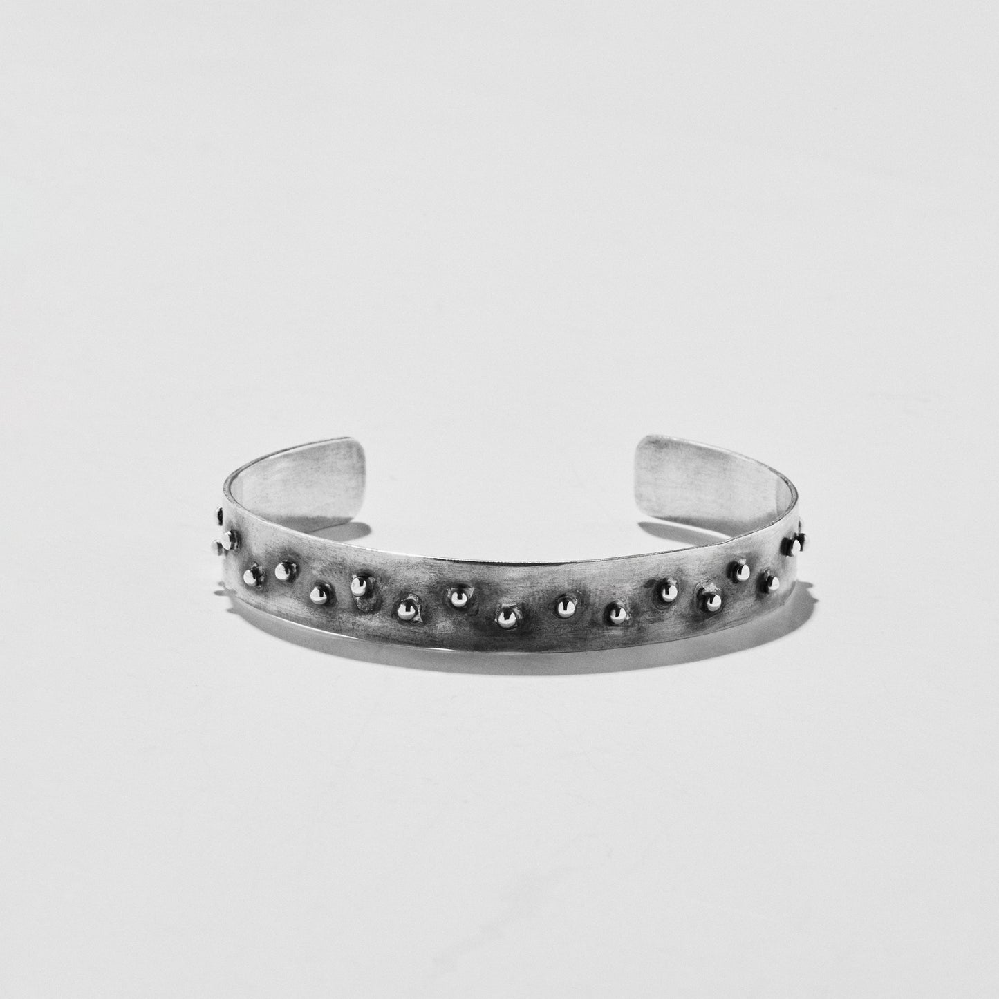 DOT BRACELET