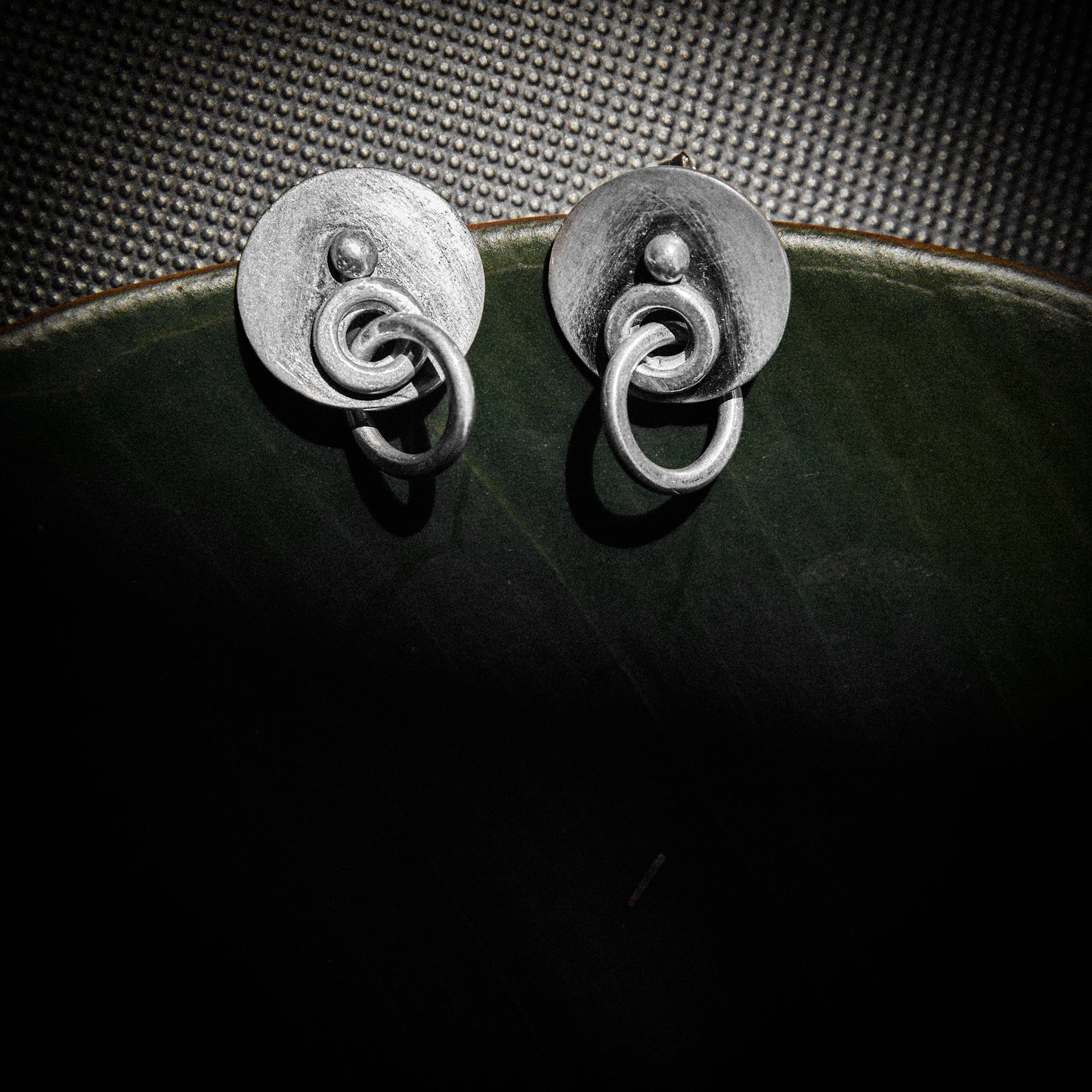 DISTORTION EARRINGS