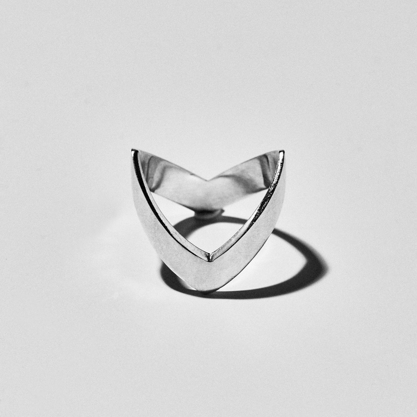 V RING