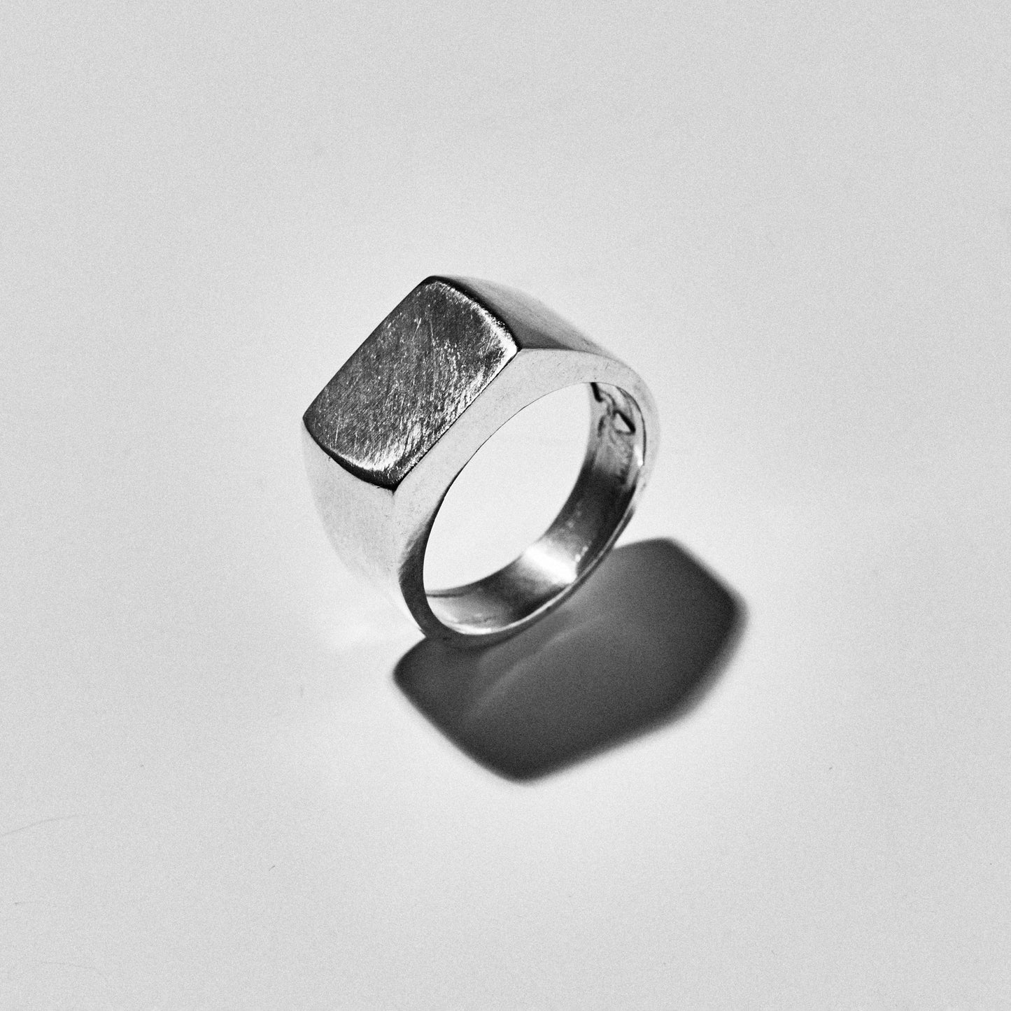 SQUARE SIGNET RING