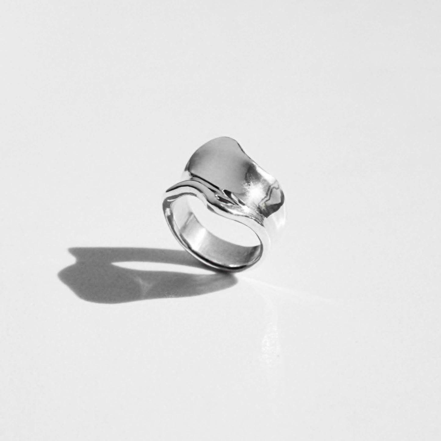WAVE RING